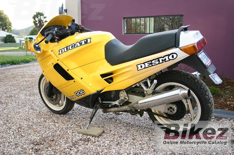 Big nymous user. 906 paso picture and wallpaper from Bikez.com